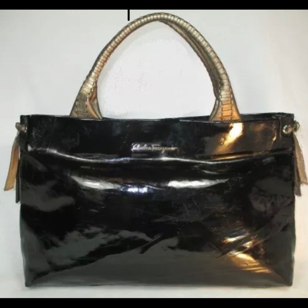 SALVATORE FERRAGAMO Blk PATENT LEATHER Purse TOTE